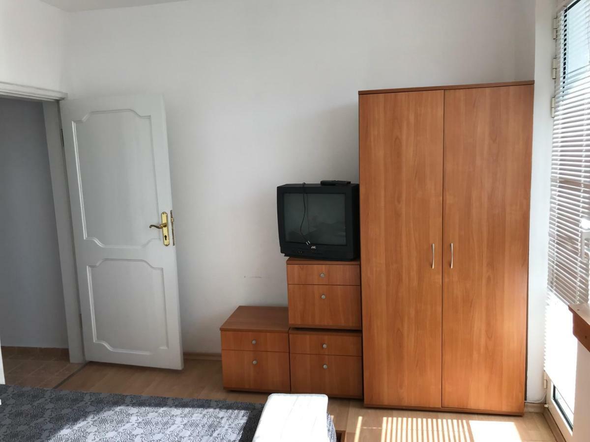 Milena'S House Hotel Burgasz Kültér fotó